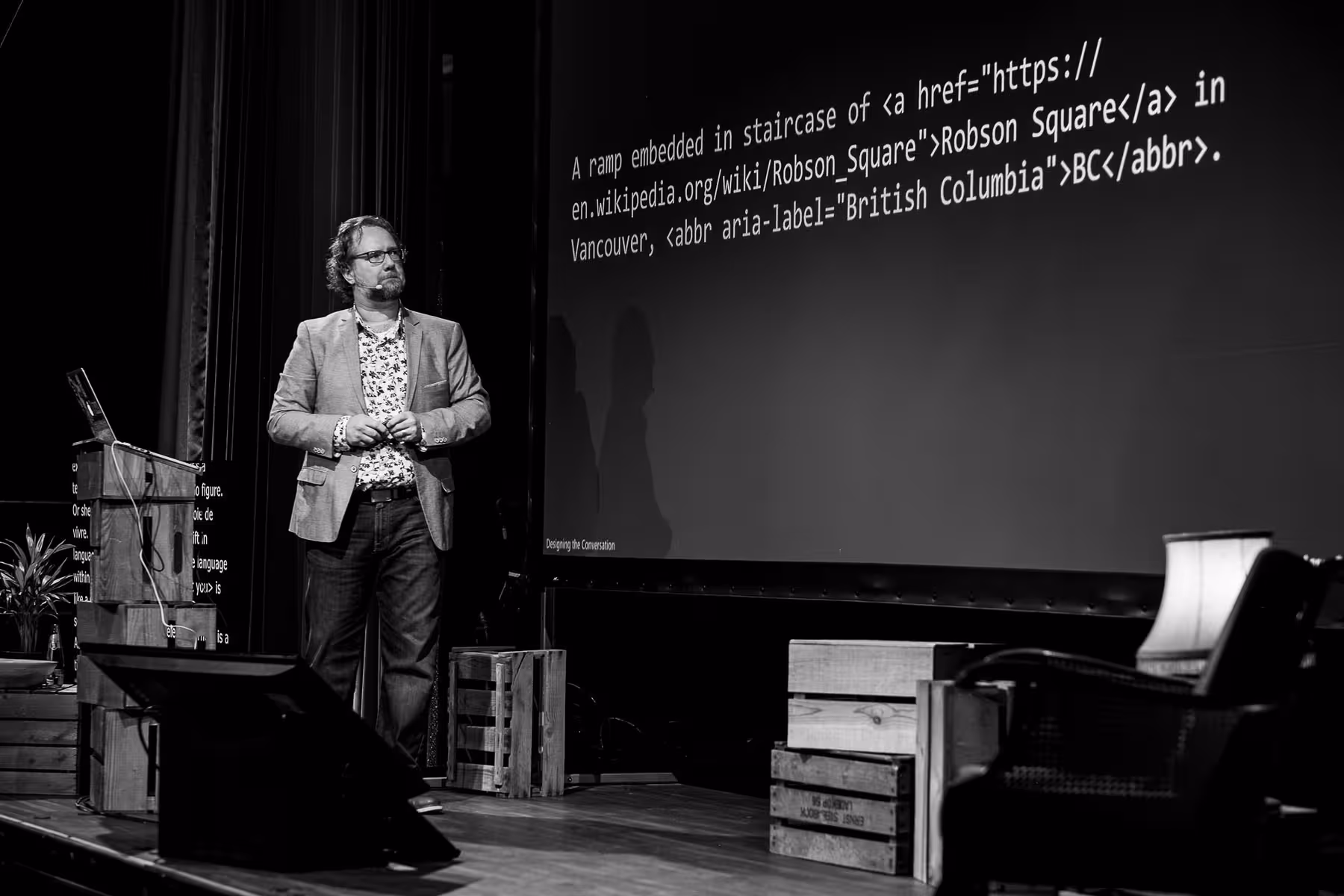 Photo of Aaron Gustafson taken at beyond tellerrand in Berlin 2019 by Florian Ziegler