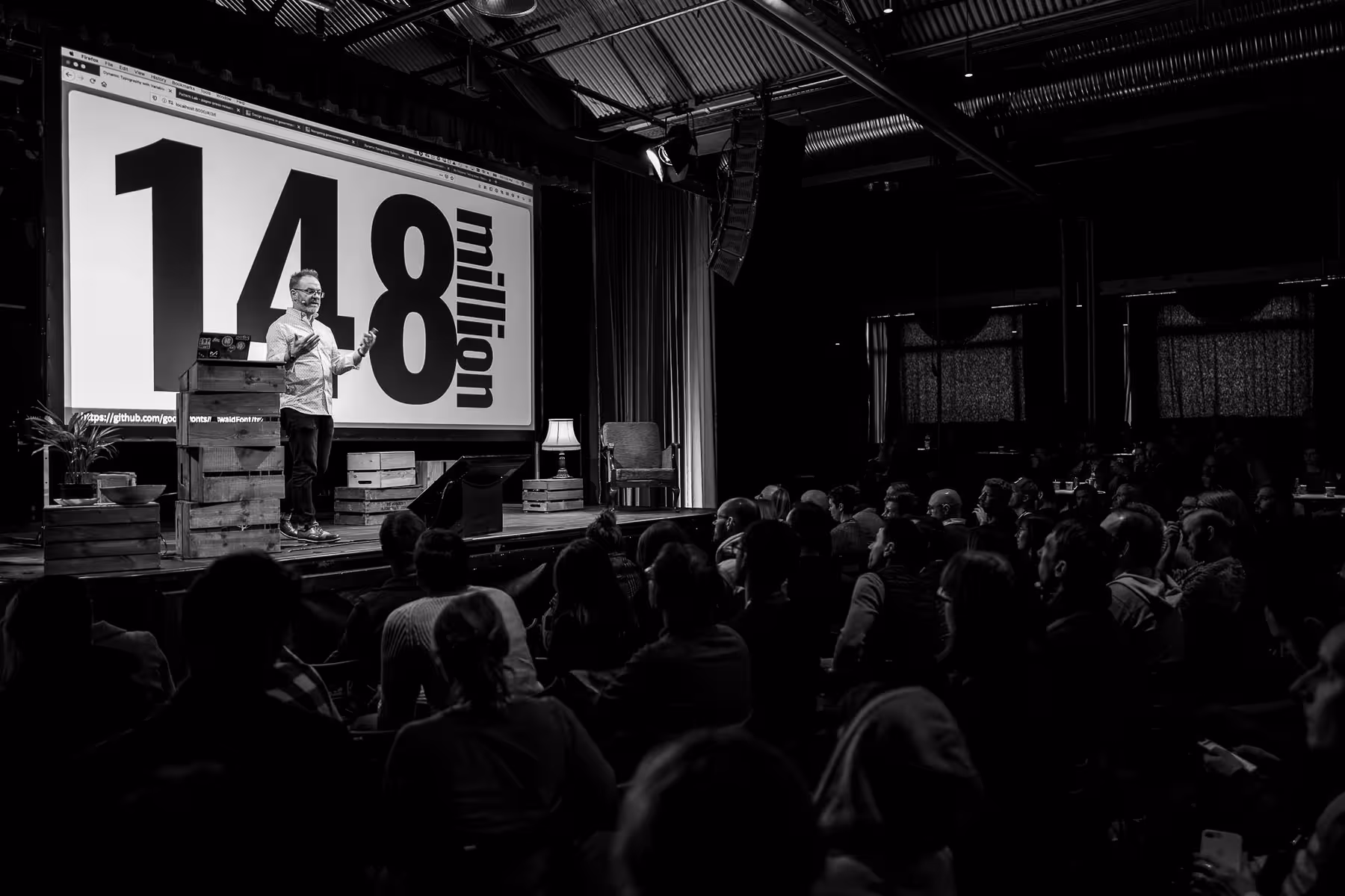 Photo of Jason Pamental taken at beyond tellerrand in Berlin 2019 by Florian Ziegler