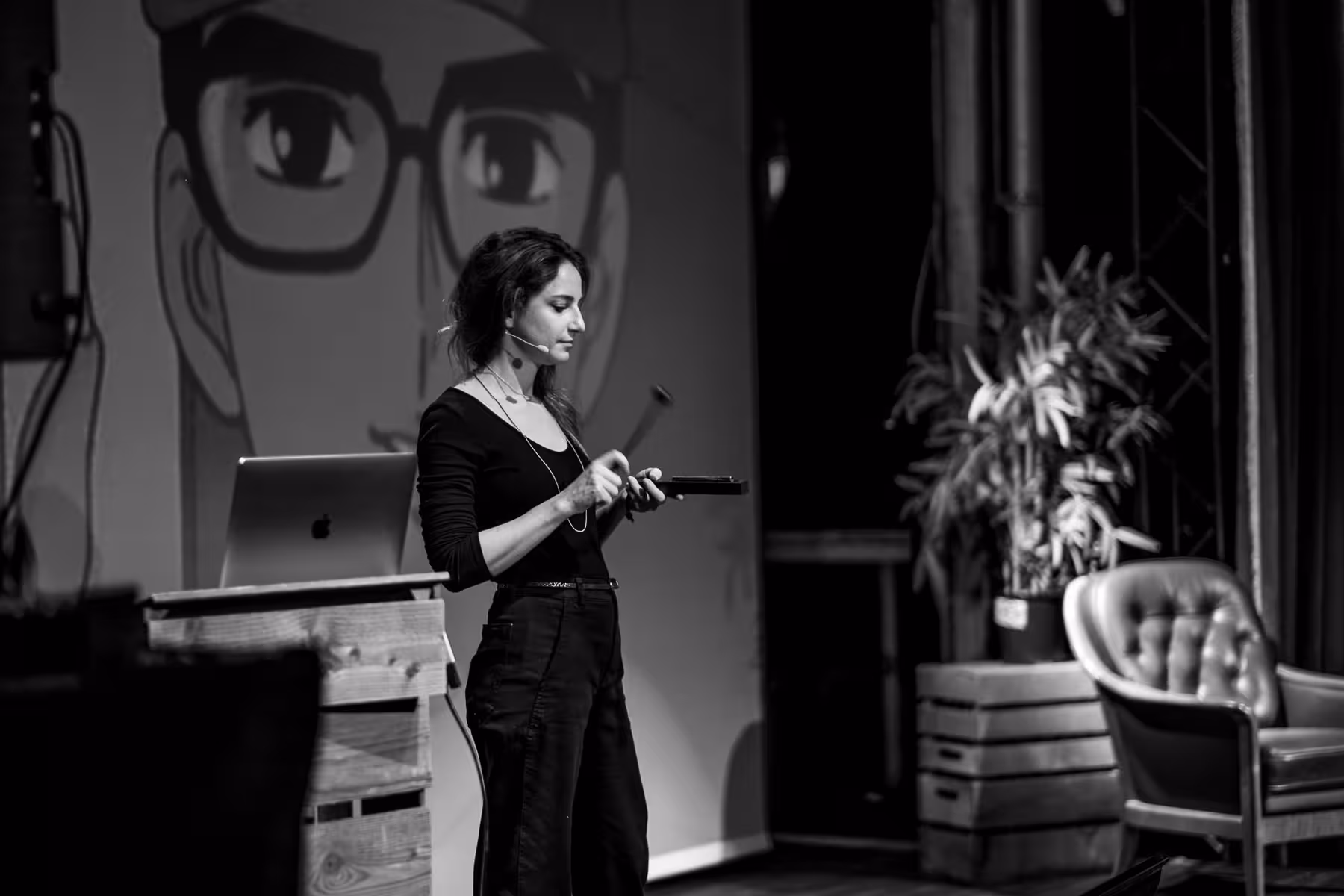Photo of Emily Anhalt taken at beyond tellerrand in Berlin 2023 by Florian Ziegler