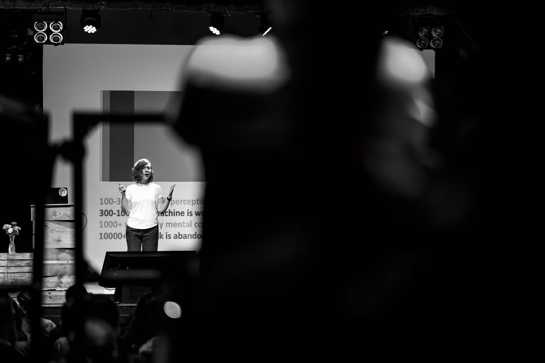 Photo of Tammy Everts taken at beyond tellerrand in Berlin 2023 by Florian Ziegler