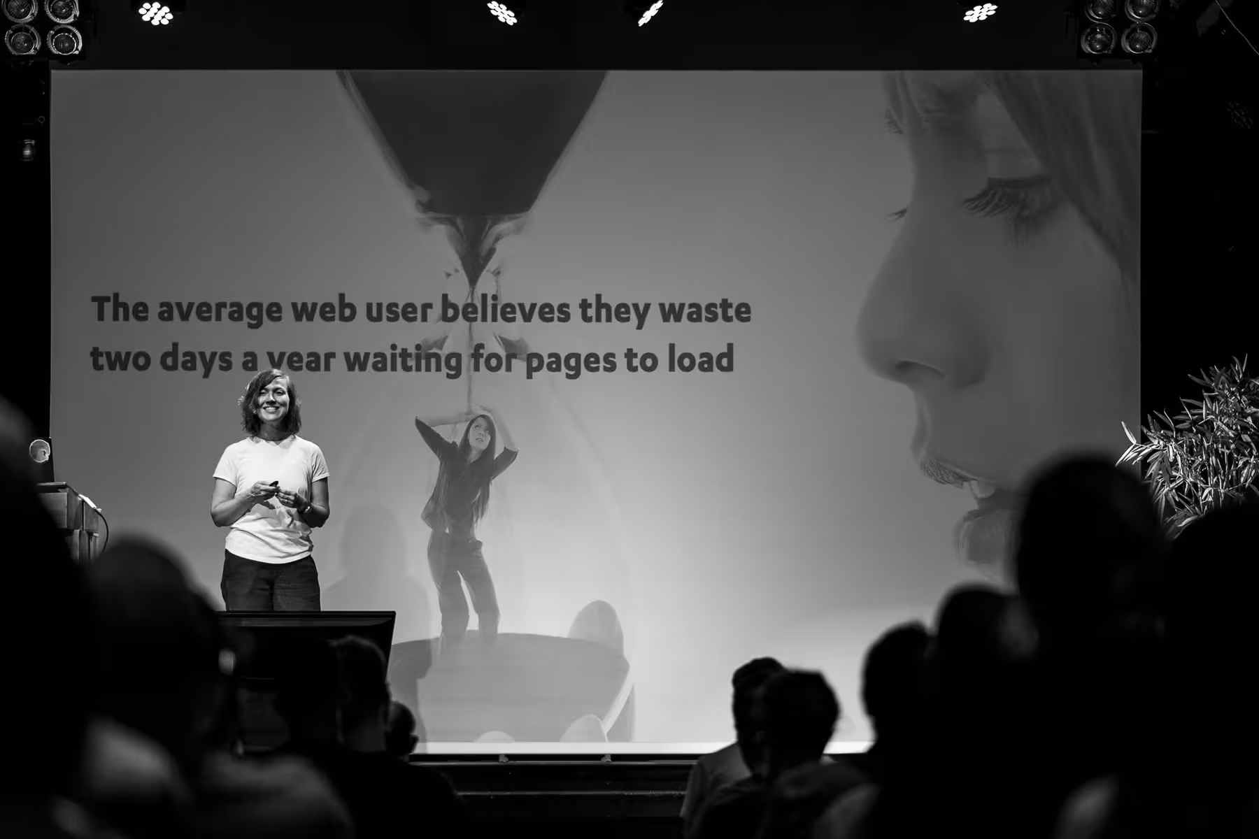 Photo of Tammy Everts taken at beyond tellerrand in Berlin 2023 by Florian Ziegler