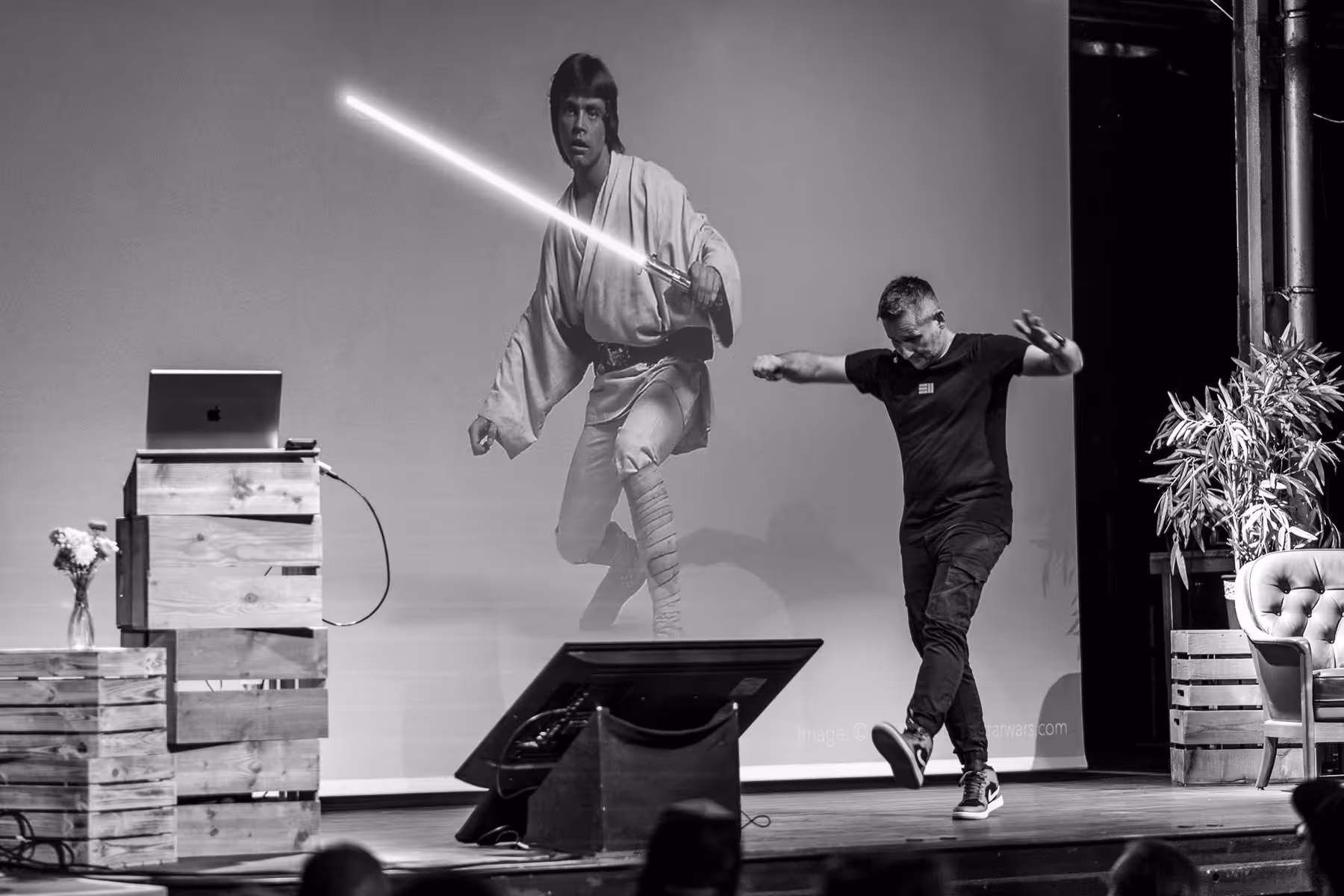 Photo of Robert Hranitzky taken at beyond tellerrand in Berlin 2023 by Florian Ziegler