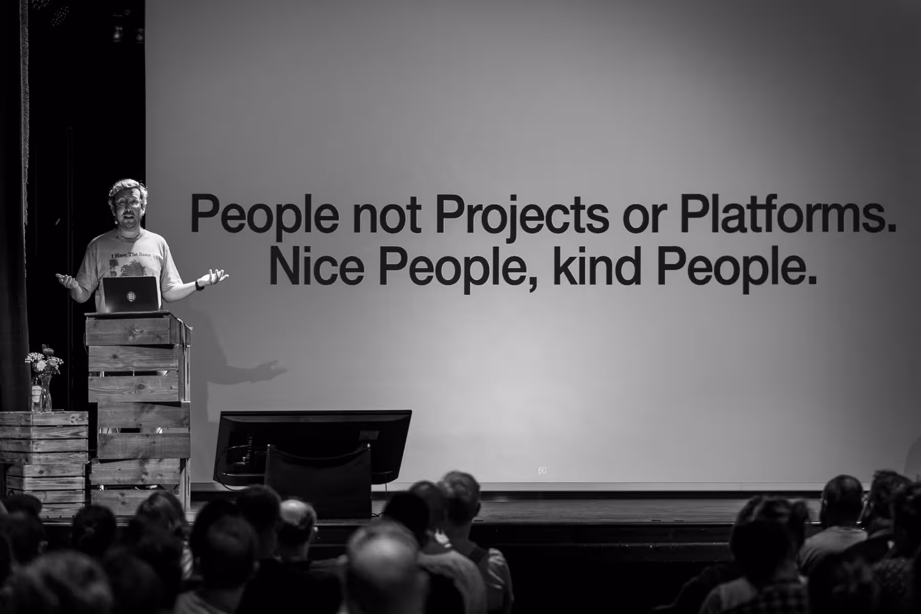 Photo of Joel Gethin Lewis taken at beyond tellerrand in Berlin 2023 by Florian Ziegler