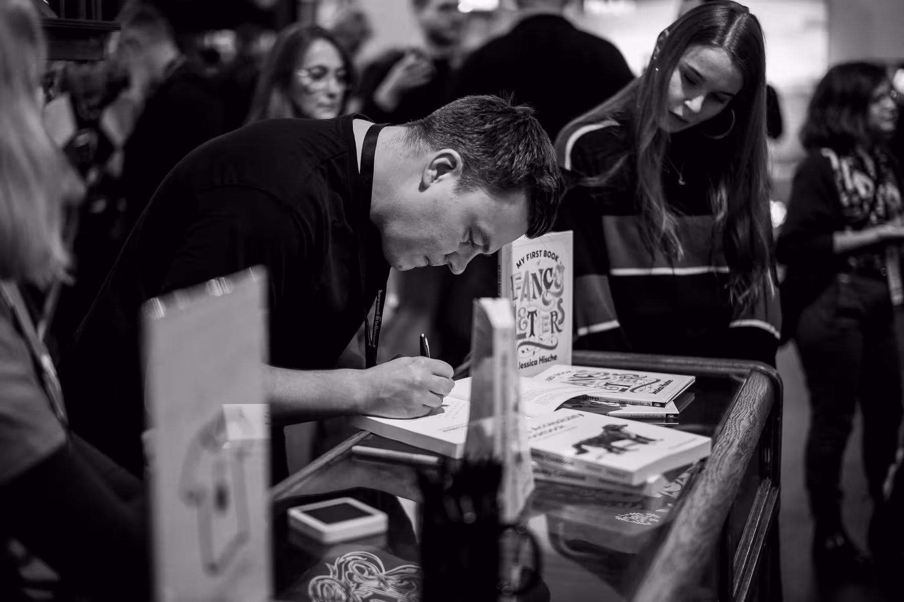 Photo of Manuel Matuzovic taken at beyond tellerrand in Berlin 2024 by Florian Ziegler