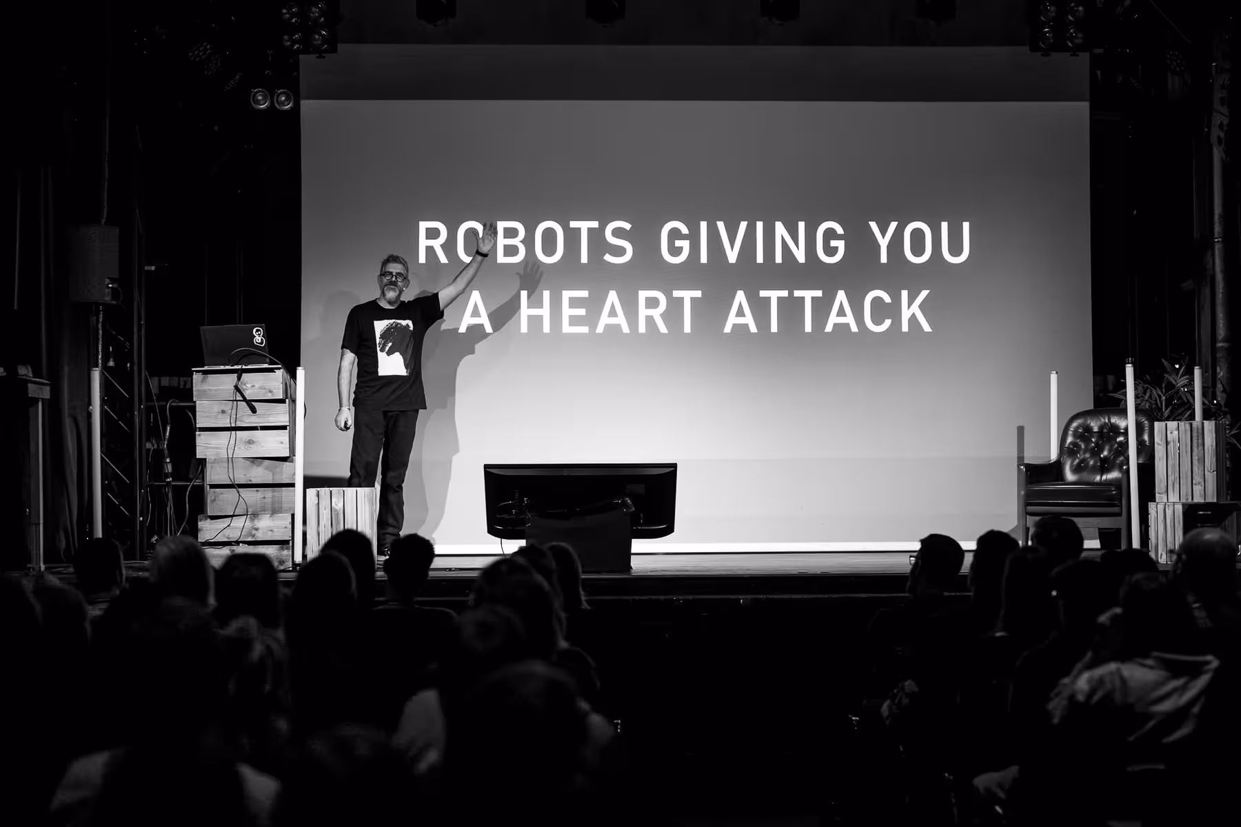 Photo of Jan De Coster taken at beyond tellerrand in Berlin 2024 by Florian Ziegler