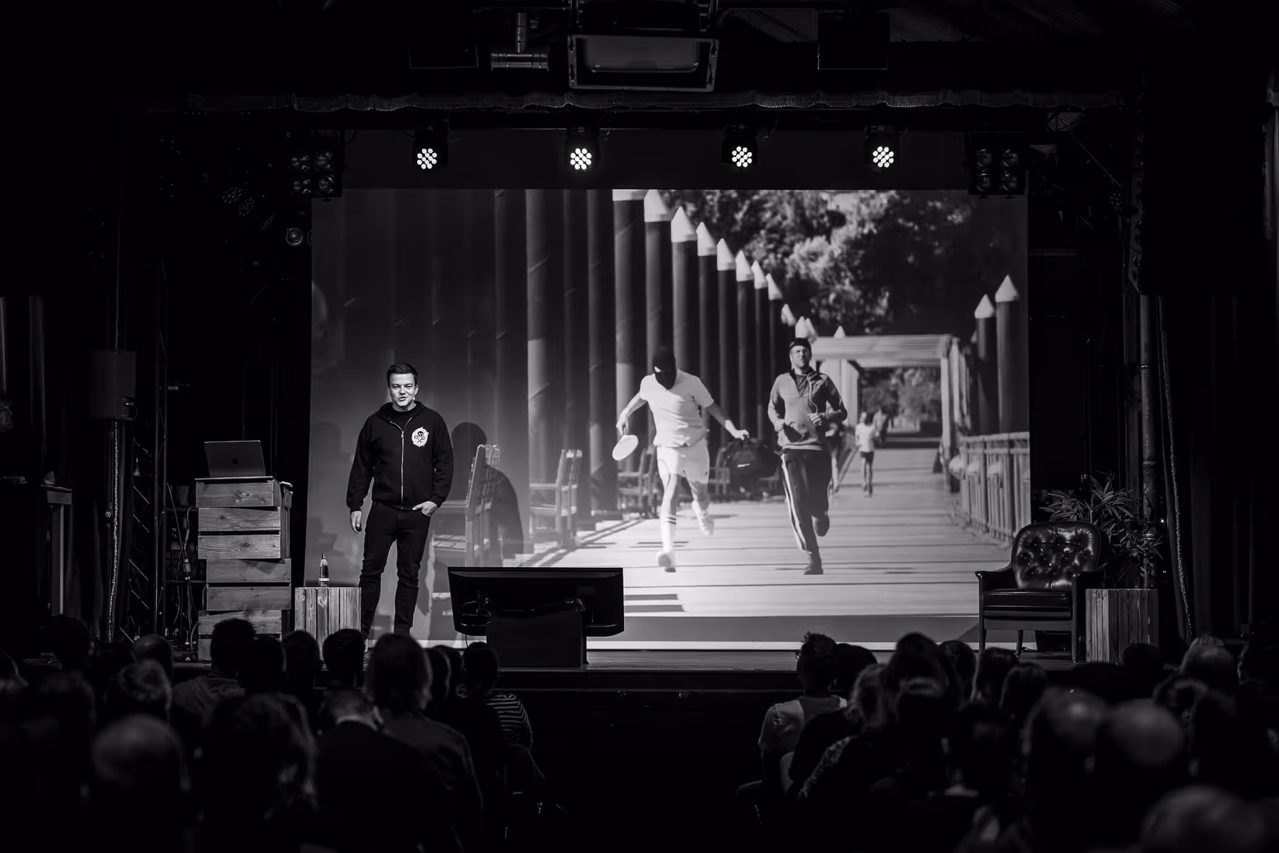 Photo of Manuel Matuzovic taken at beyond tellerrand in Berlin 2024 by Florian Ziegler