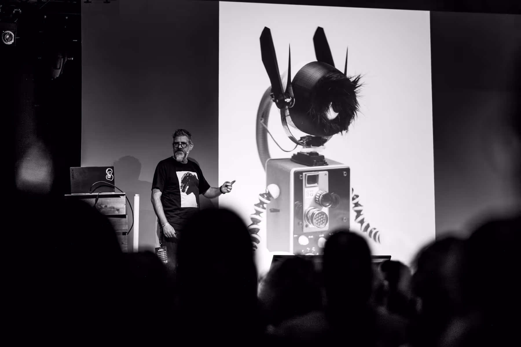 Photo of Jan De Coster taken at beyond tellerrand in Berlin 2024 by Florian Ziegler