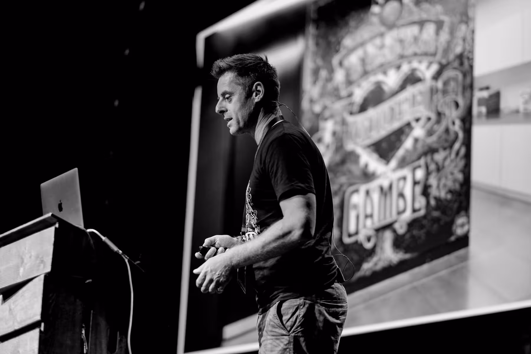 Photo of Vic Lee taken at beyond tellerrand in Düsseldorf 2018 by Florian Ziegler