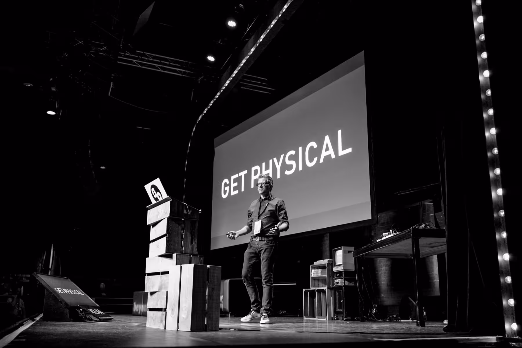 Photo of Jan De Coster taken at beyond tellerrand in Düsseldorf 2018 by Florian Ziegler