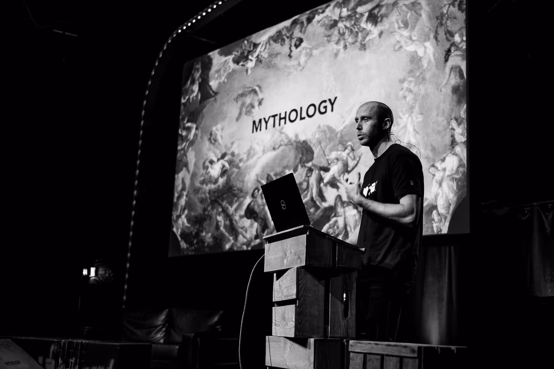Photo of Mike Hill taken at beyond tellerrand in Düsseldorf 2019 by Florian Ziegler