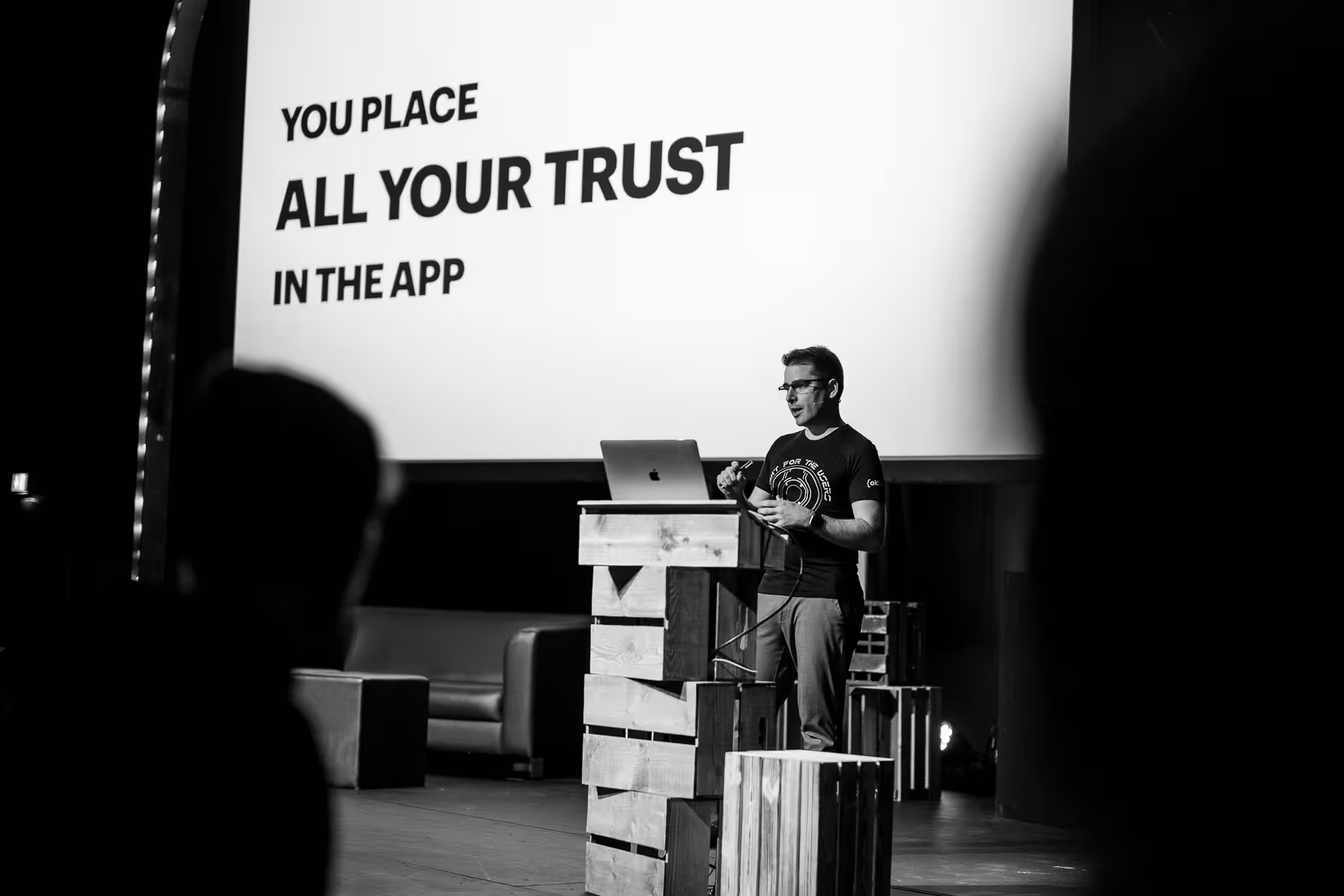 Photo of Aaron Parecki taken at beyond tellerrand in Düsseldorf 2021 by Florian Ziegler