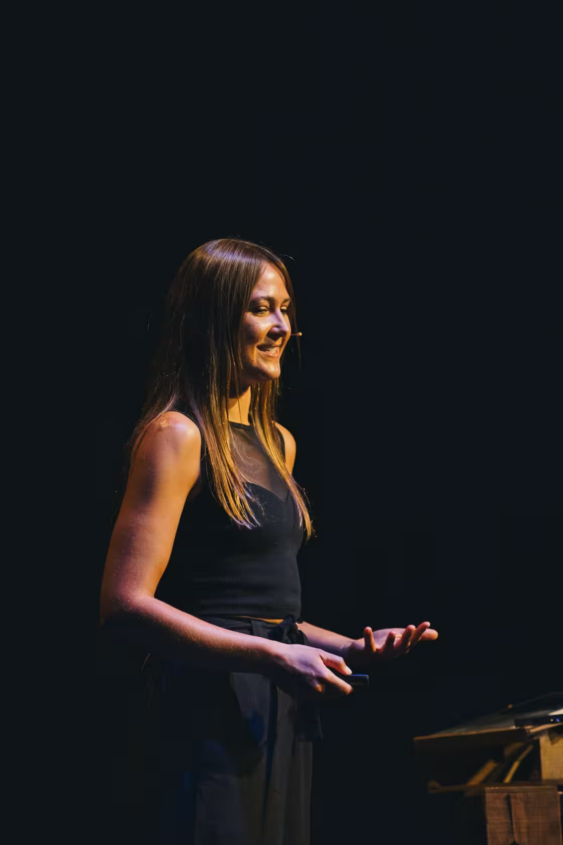 Photo of Gemma O’Brien taken at beyond tellerrand in Berlin 2023 by Celine Al-Mosawi