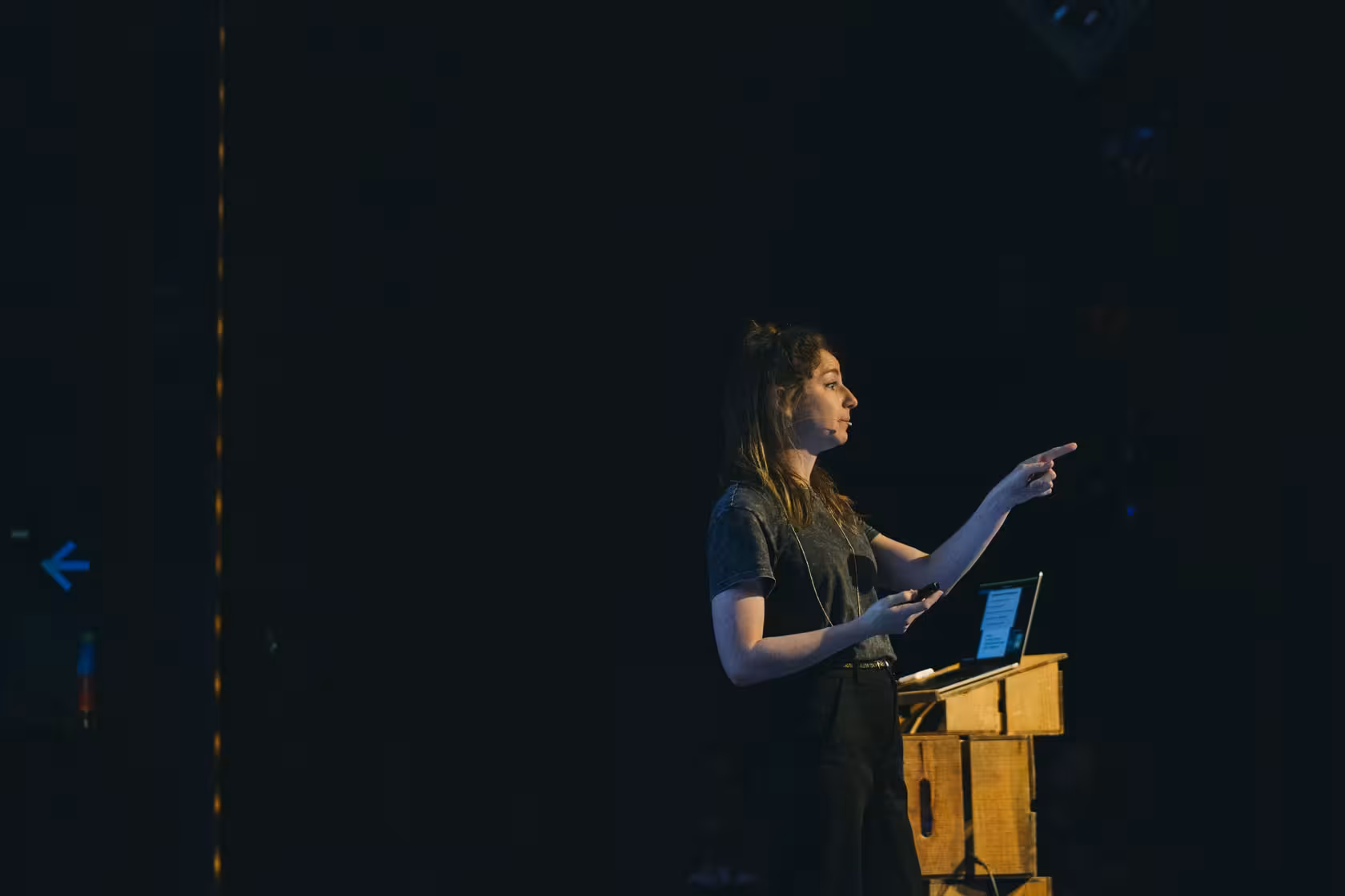 Photo of Emily Anhalt taken at beyond tellerrand in Berlin 2023 by Celine Al-Mosawi