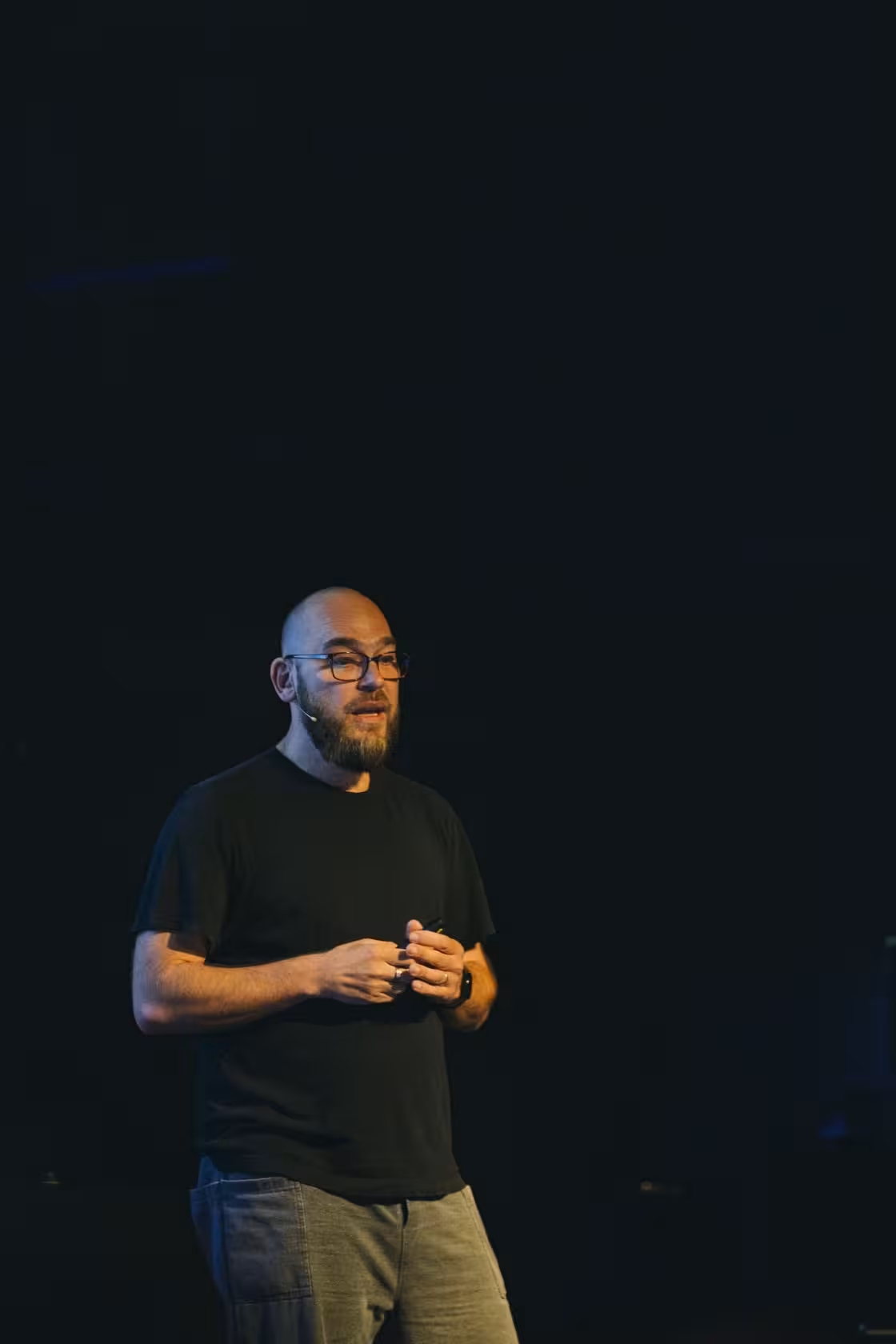 Photo of Tobias Kunisch taken at beyond tellerrand in Berlin 2023 by Celine Al-Mosawi