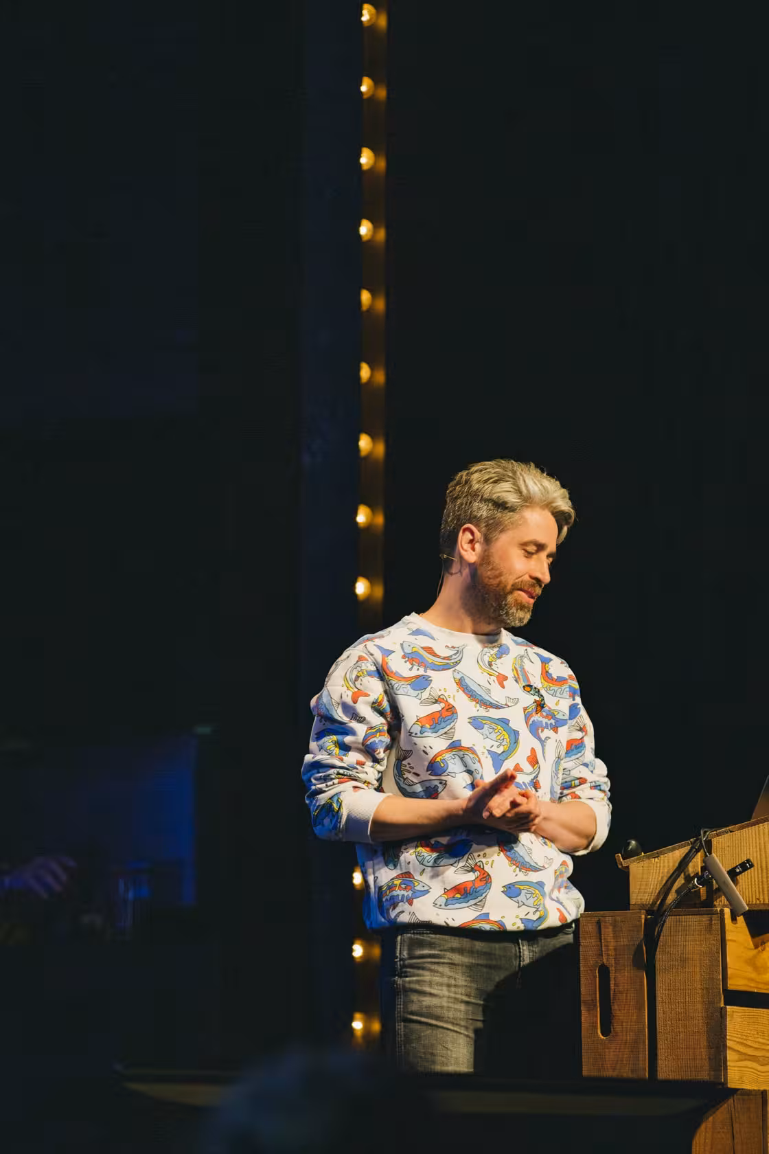 Photo of Thomas Thwaites taken at beyond tellerrand in Berlin 2023 by Celine Al-Mosawi