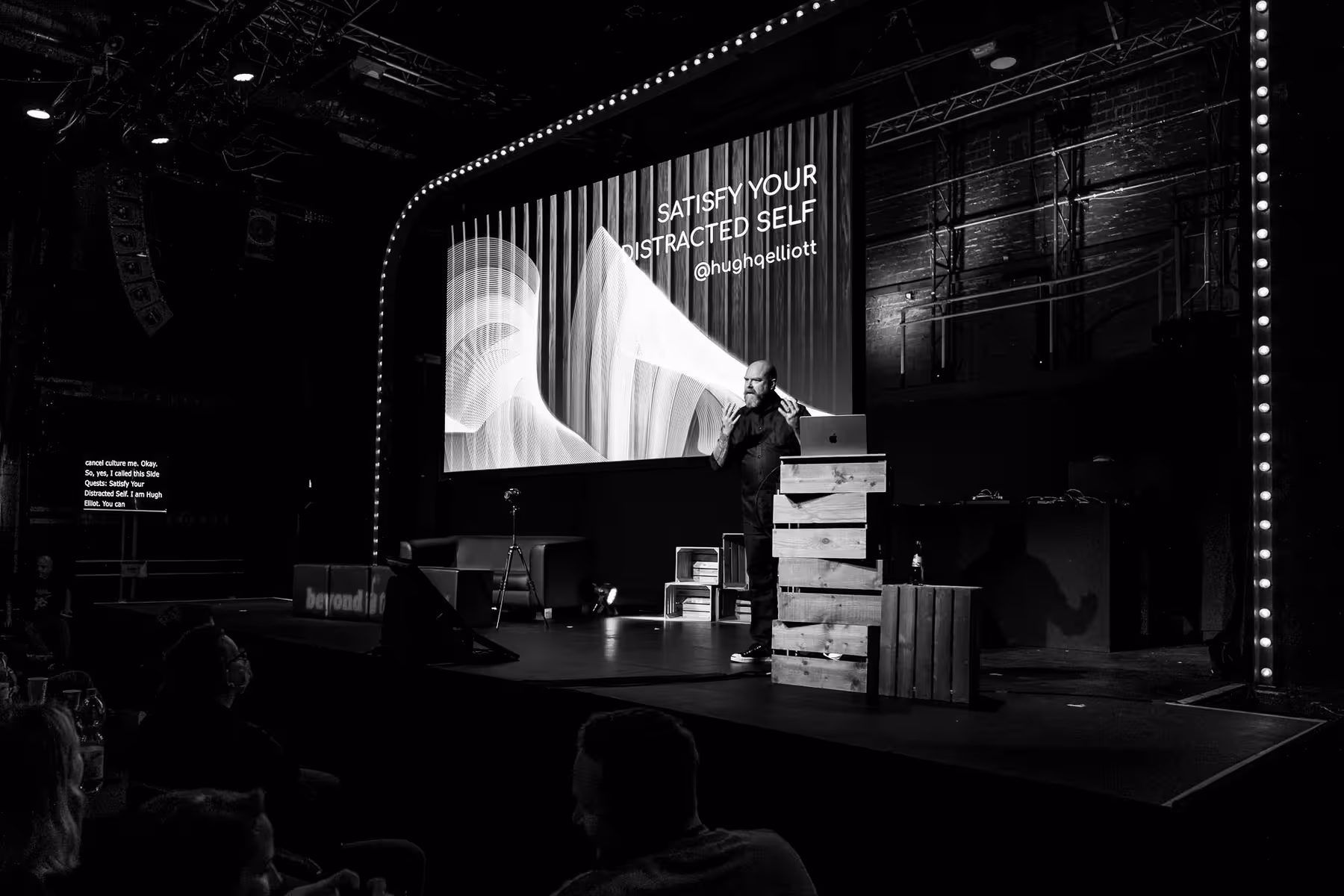 Photo of Hugh Elliott taken at beyond tellerrand in Düsseldorf 2023 by Florian Ziegler