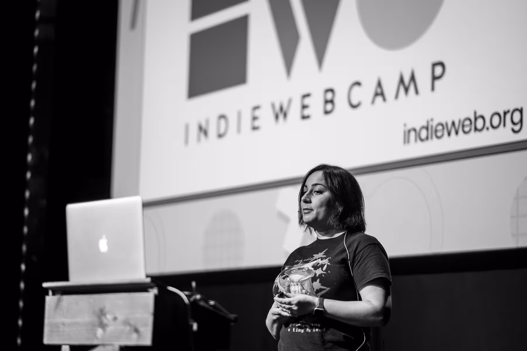 Photo of Sophie Koonin taken at beyond tellerrand in Düsseldorf 2023 by Florian Ziegler