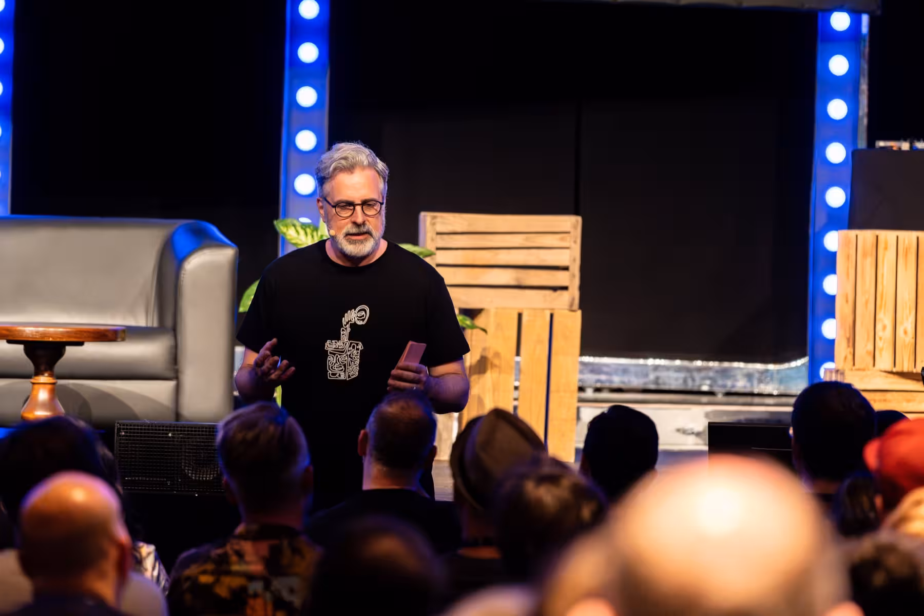 Photo of David de Léon taken at beyond tellerrand in Düsseldorf 2023 by Udo Fritsch