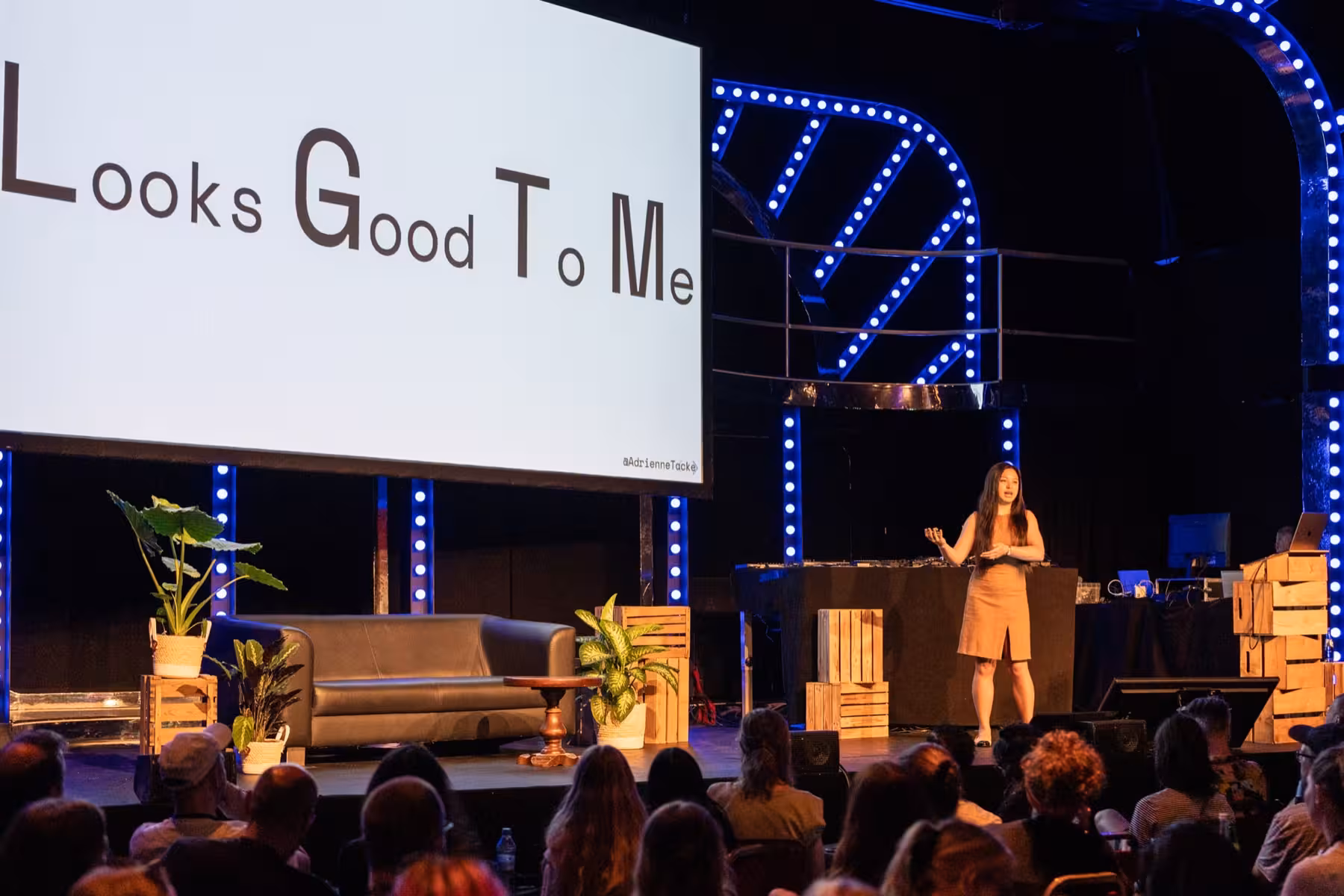 Photo of Adrienne Tacke taken at beyond tellerrand in Düsseldorf 2023 by Udo Fritsch