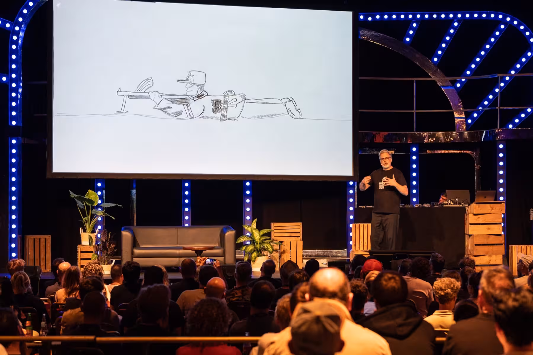 Photo of David de Léon taken at beyond tellerrand in Düsseldorf 2023 by Udo Fritsch