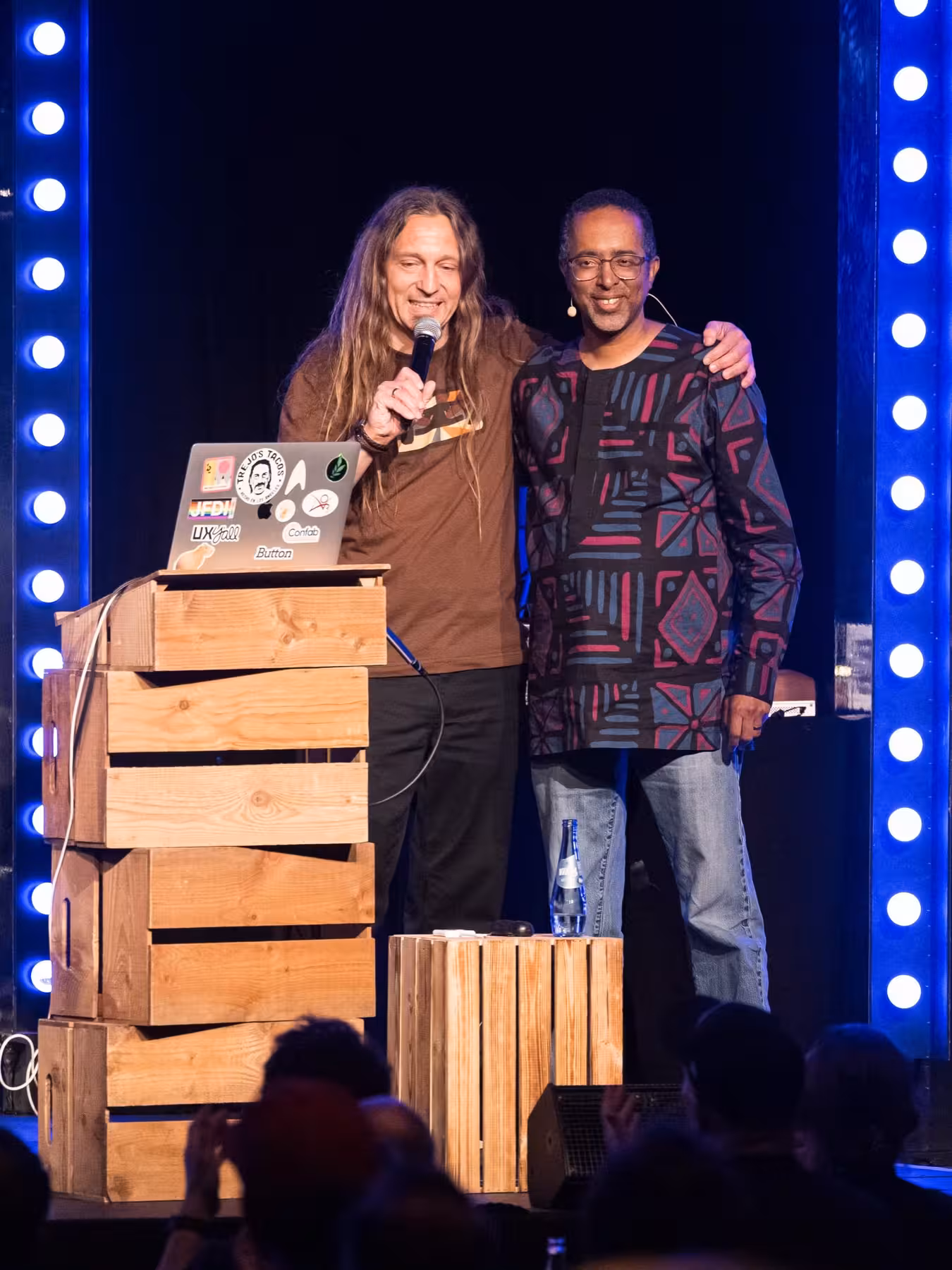 Photo of David Thomas taken at beyond tellerrand in Düsseldorf 2023 by Martin Kraft