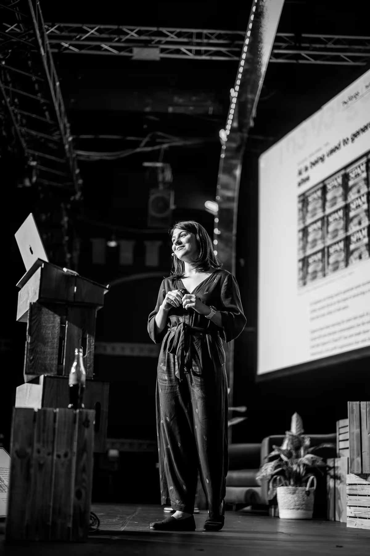 Photo of Maggie Appleton taken at beyond tellerrand in Düsseldorf 2023 by Florian Ziegler