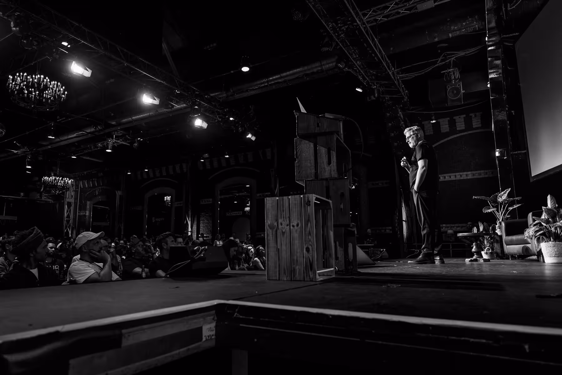 Photo of David de Léon taken at beyond tellerrand in Düsseldorf 2023 by Florian Ziegler