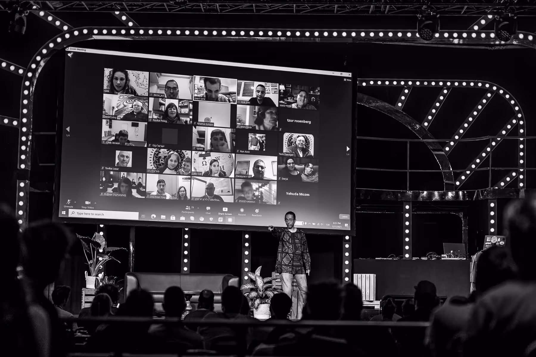 Photo of David Thomas taken at beyond tellerrand in Düsseldorf 2023 by Florian Ziegler