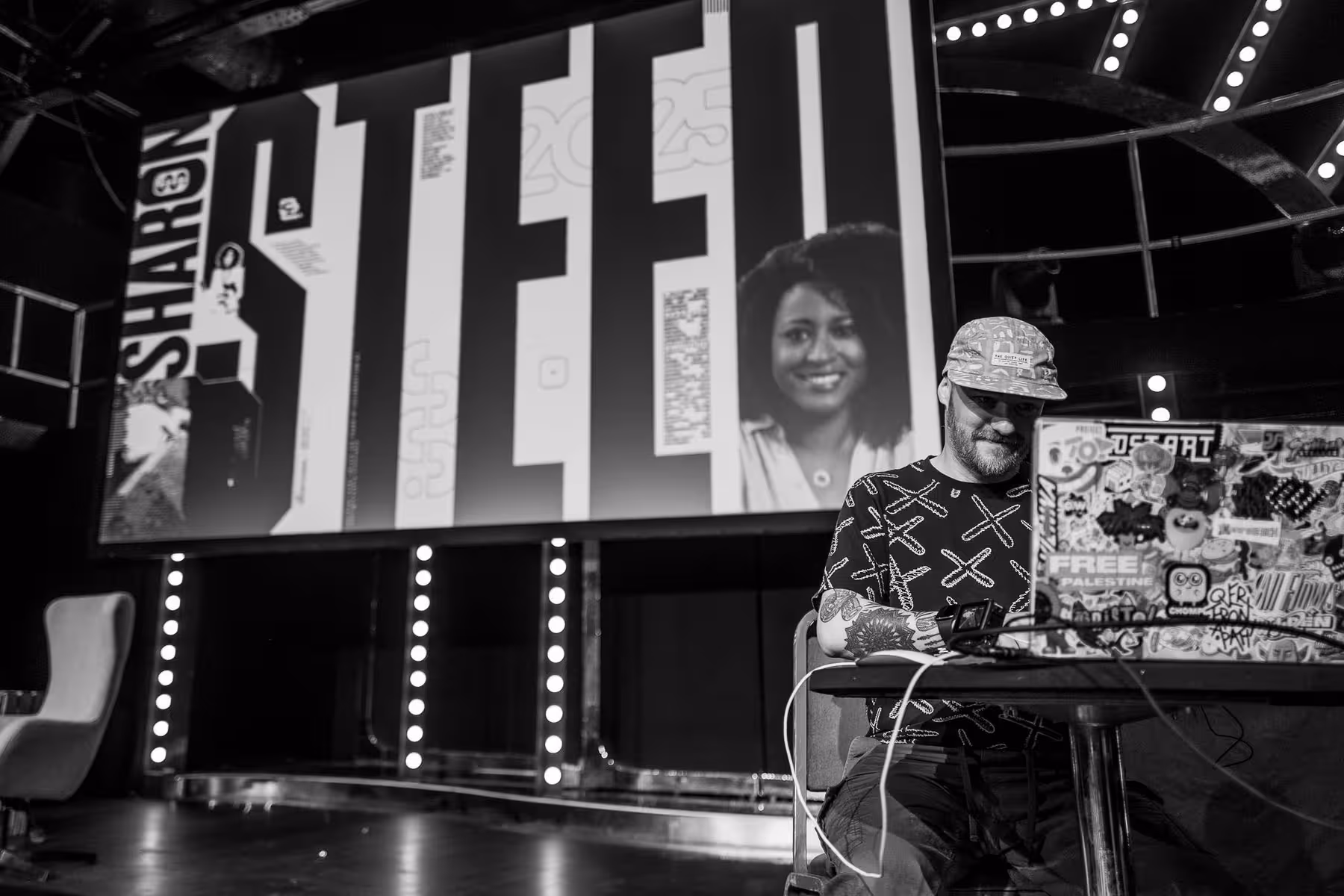 Photo of Gavin Strange taken at beyond tellerrand in Düsseldorf 2025 by Florian Ziegler