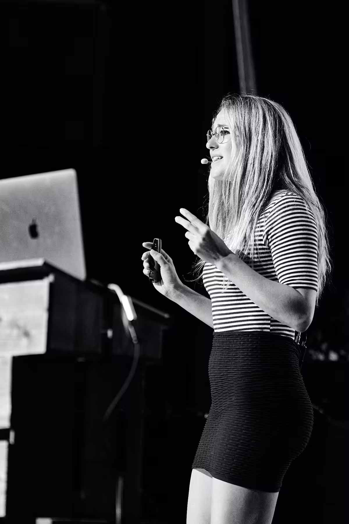 Photo of Carolin Stüdemann taken at beyond tellerrand in Hamburg 2022 by Norman Posselt