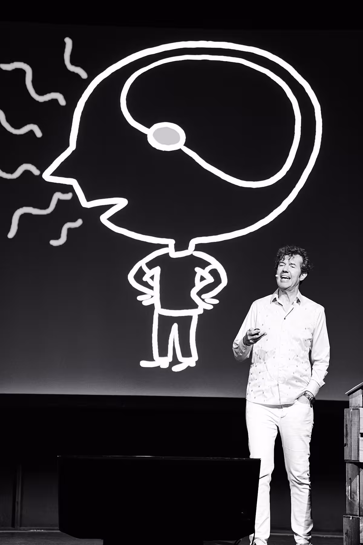 Photo of Stefan Sagmeister taken at beyond tellerrand in Hamburg 2022 by Norman Posselt