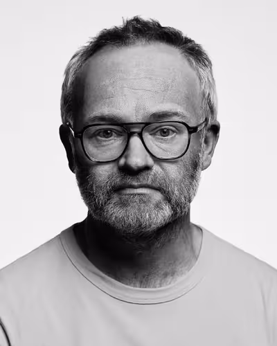 Portrait of Wilfrid Wood taken at beyond tellerrand in Berlin 2019 by Norman Posselt