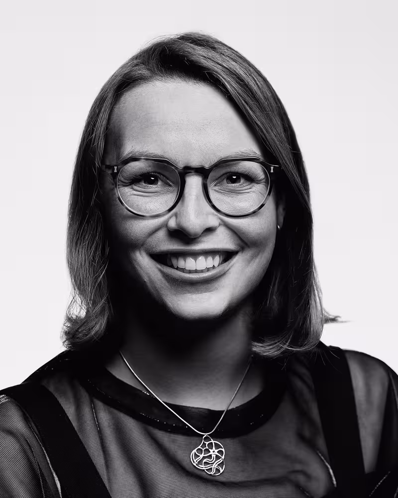 Portrait of Charlotte Dann taken at beyond tellerrand in Berlin 2019 by Norman Posselt
