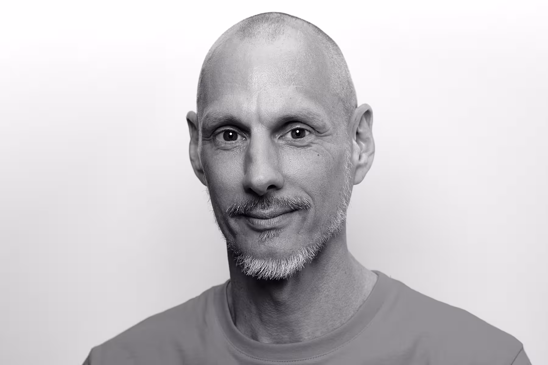 Portrait taken at beyond tellerrand in Berlin 2023 by Norman Posselt