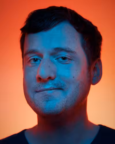 Portrait of Hidde de Vries taken at beyond tellerrand in Berlin 2024 by Norman Posselt