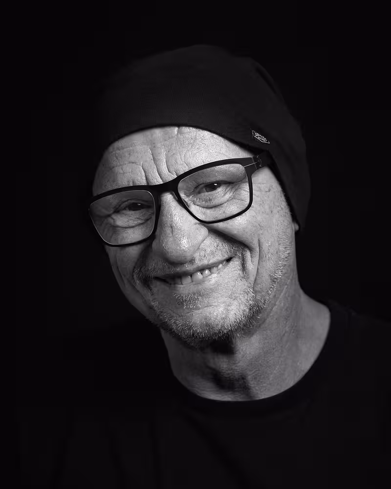 Portrait of Titus Dittmann taken at beyond tellerrand in Düsseldorf 2021 by Norman Posselt