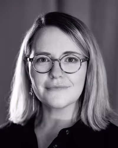 Portrait of Geri Coady taken at beyond tellerrand in Düsseldorf 2022 by Norman Posselt