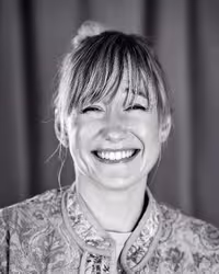 Portrait of Linda Liukas taken at beyond tellerrand in Düsseldorf 2022 by Norman Posselt