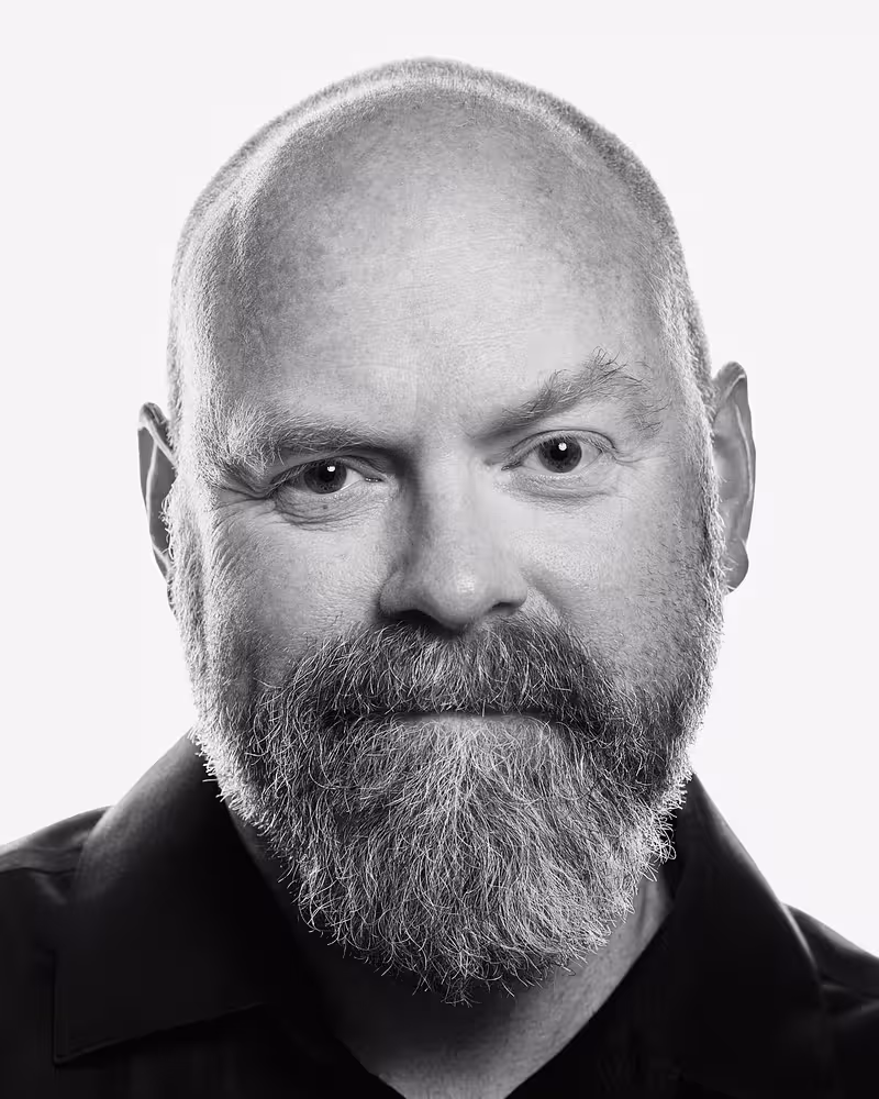 Portrait of Hugh Elliott taken at beyond tellerrand in Düsseldorf 2023 by Norman Posselt