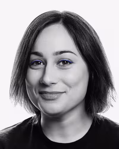 Portrait of Sophie Koonin taken at beyond tellerrand in Düsseldorf 2023 by Norman Posselt