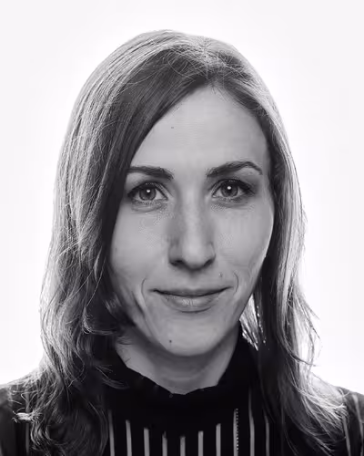 Portrait of Natalya Shelburne taken at beyond tellerrand in Düsseldorf 2024 by Norman Posselt