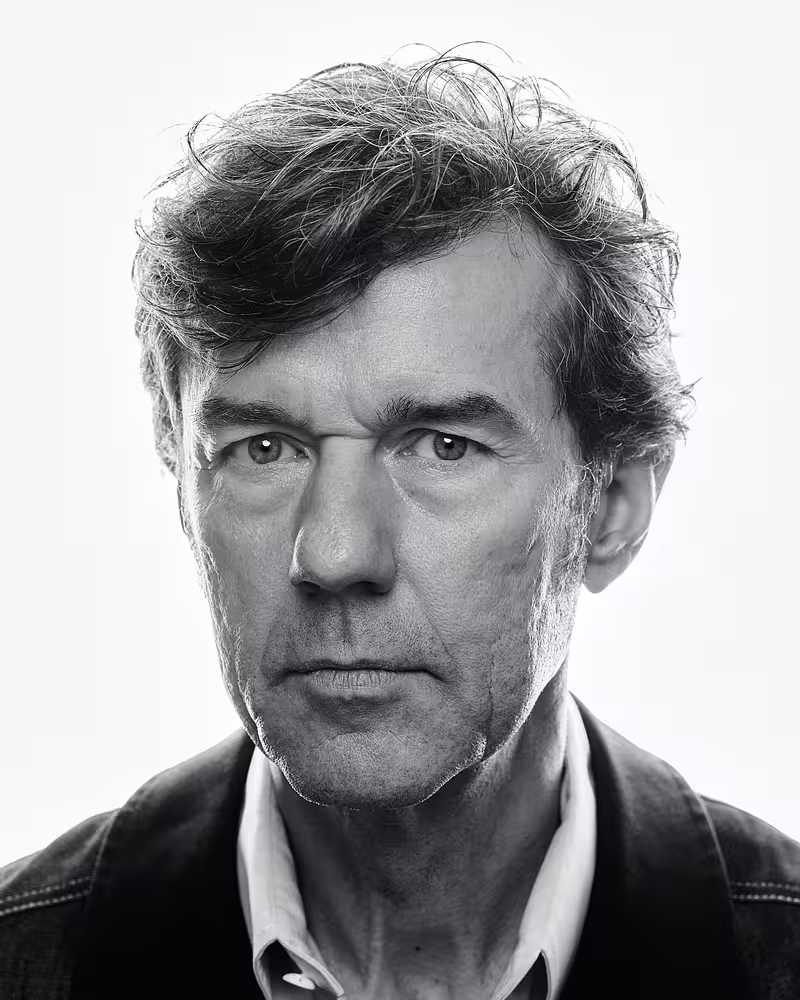 Portrait of Stefan Sagmeister taken at beyond tellerrand in Düsseldorf 2024 by Norman Posselt