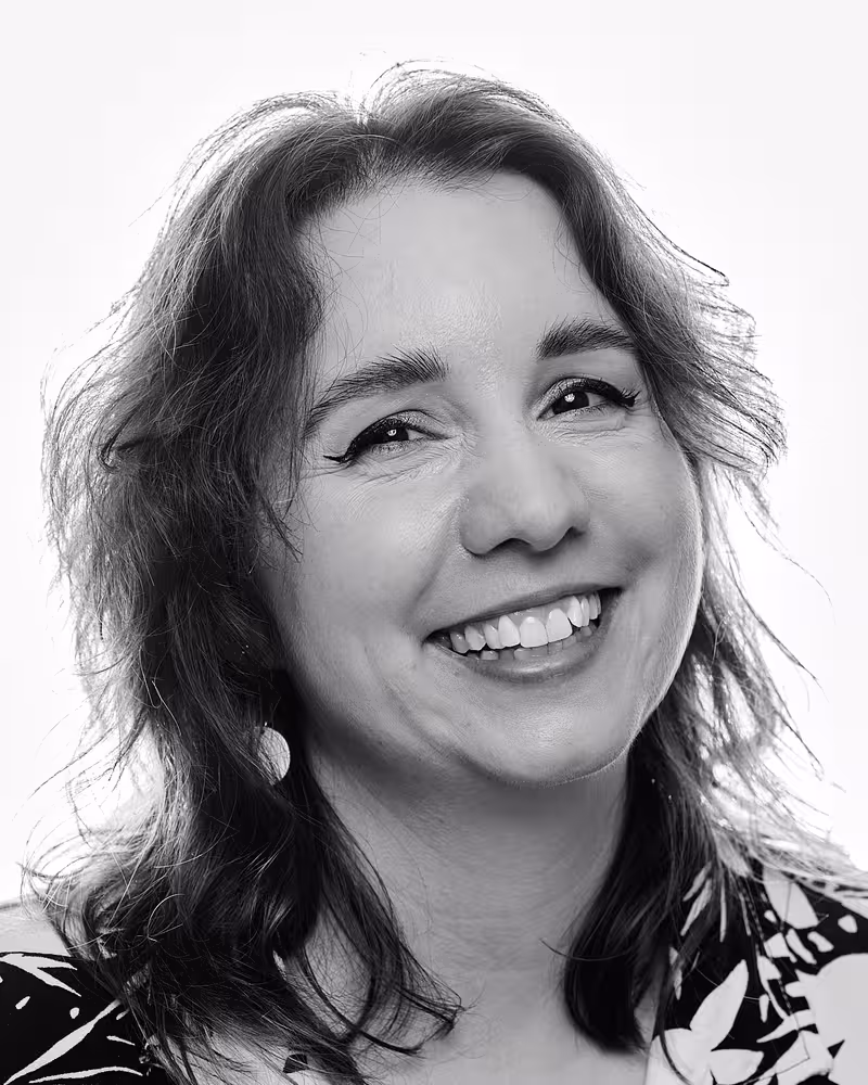 Portrait of Laura Kalbag taken at beyond tellerrand in Düsseldorf 2024 by Norman Posselt