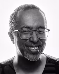 Portrait of David Thomas taken at beyond tellerrand in Düsseldorf 2024 by Norman Posselt