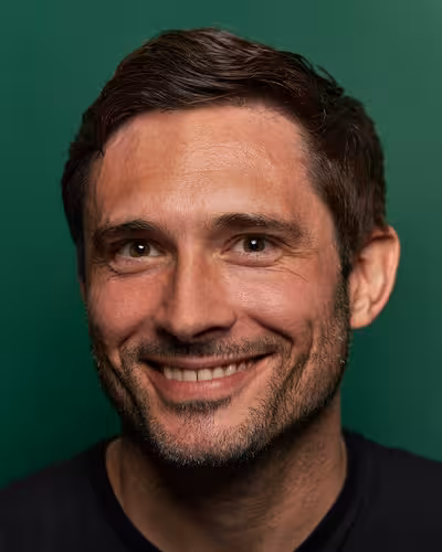 Portrait of Matthias Ott taken at beyond tellerrand in Düsseldorf 2025 by Norman Posselt