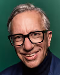 Portrait of Brendan Dawes taken at beyond tellerrand in Düsseldorf 2025 by Norman Posselt